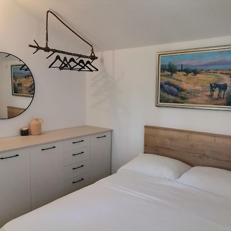 Holiday Batarelo โตรกีร์ ภายนอก รูปภาพ
